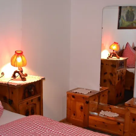 Haeuslbauer Holiday home *